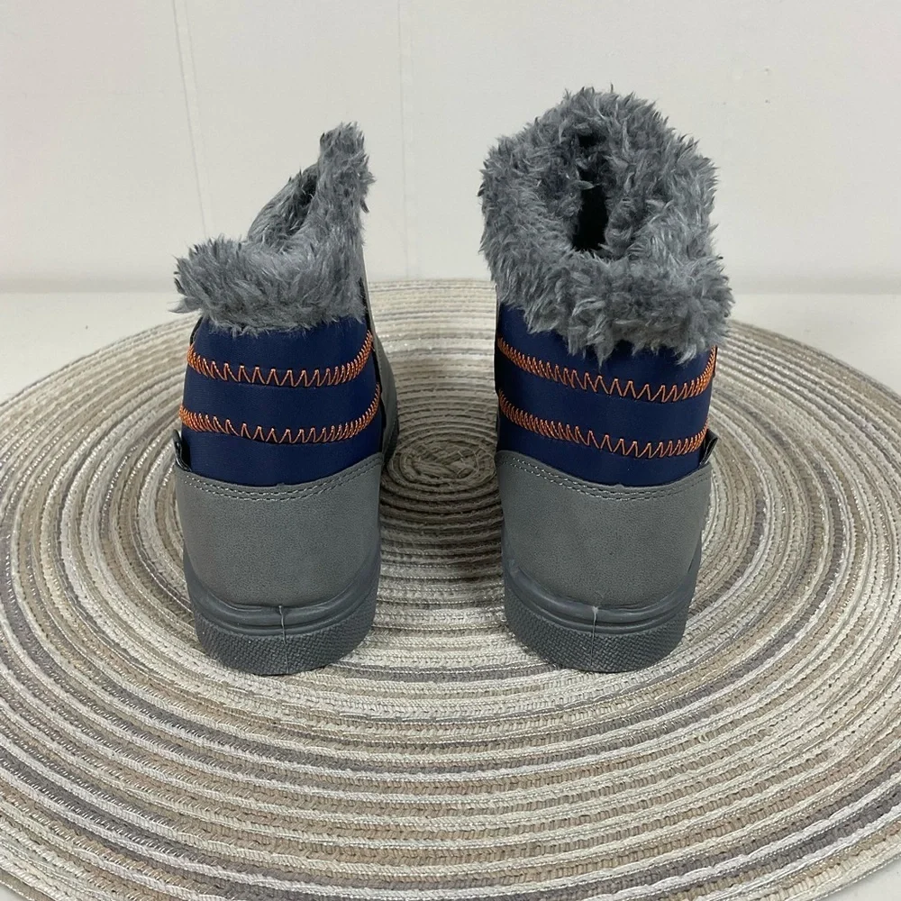 Oomphies Boys Boots Size 9C Charlie Gray With Box